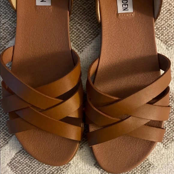 Sold - Picture 6 of 6